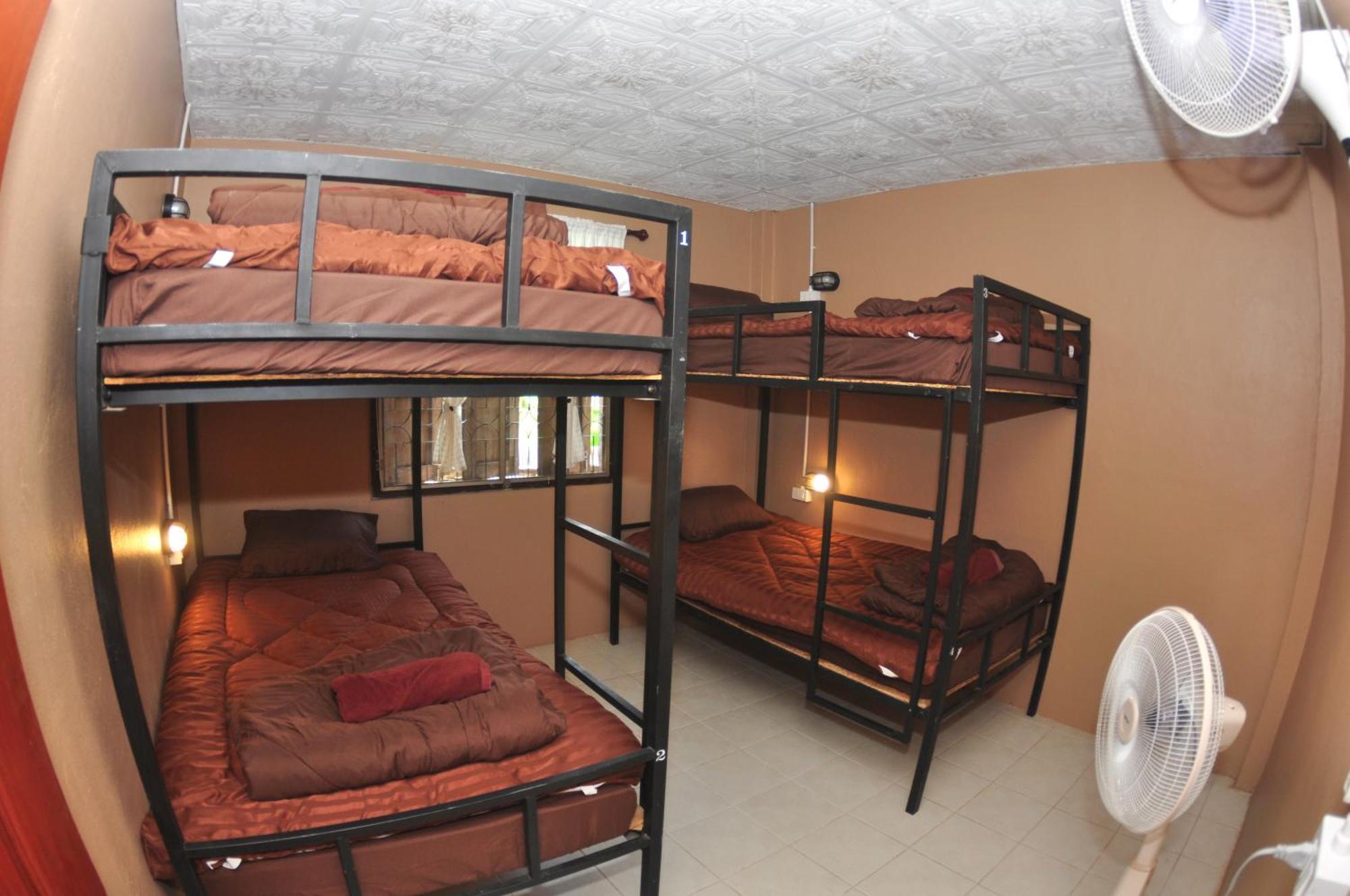 Sharky'S Hostel Пай Екстер'єр фото